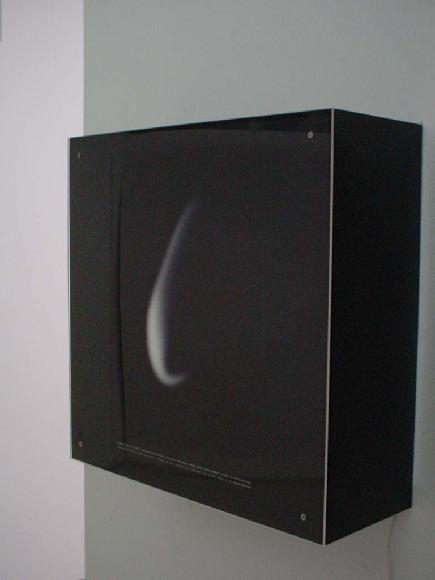 Antonio_Leal, Remedy #1, transparência e caixa de luz, 67x67x26 cm