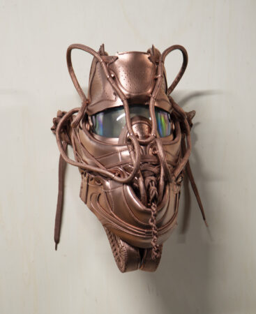 Frederico Ferreira aka Fred, Inner Mask 3, 2023, acrílico, textil e borracha, 30x50x30 cm BD