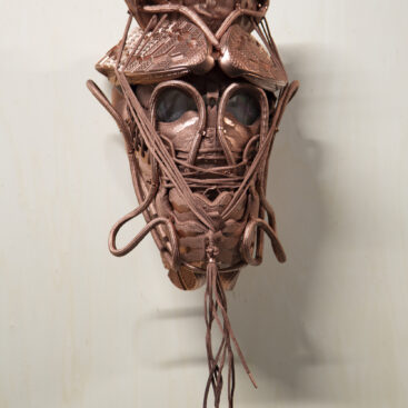Frederico Ferreira aka Fred, Inner Mask 4, 2023, acrílico, textil e borracha, 30x60x30 cm BD