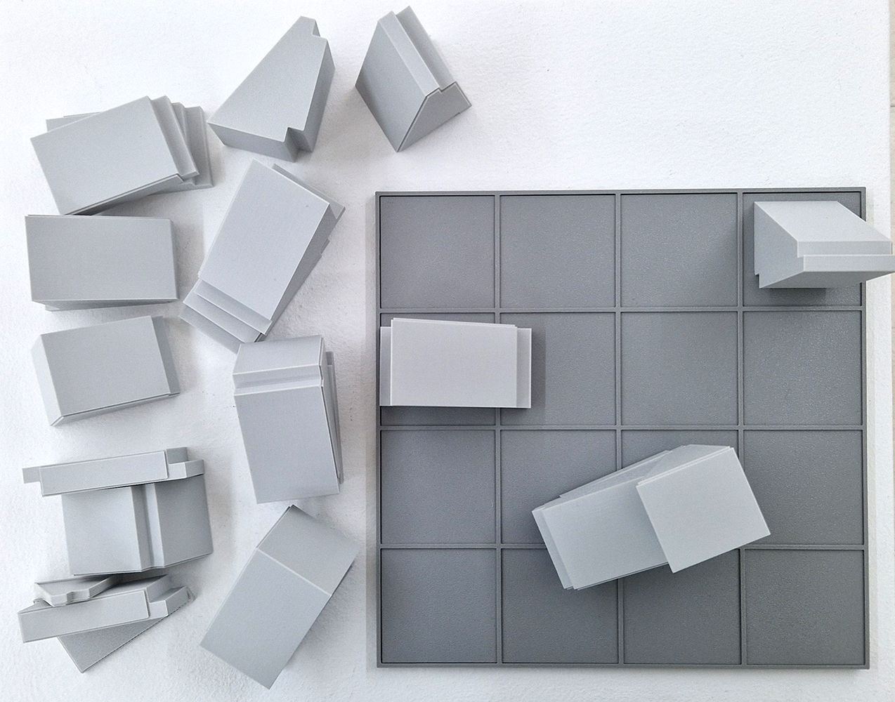 Susana Chasse, Buildings Blocks Act as One II, 2025, impressão 3D, 20x20 cm com 20 peças BD
